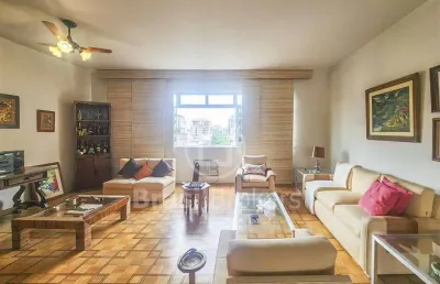 Amplo apartamento, 4 quartos na parte alta da rua uruguai
