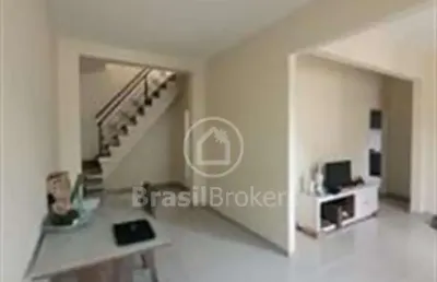 More em um duplex espaçoso e aconchegante no grajaú!