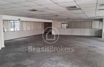 Sala comercial com 8 salas à venda na Rua Candelária, Centro, Rio de Janeiro