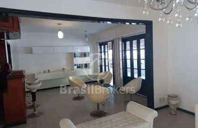 Cobertura linear com varandão , vista para a floresta da tijuca,  5 quartos