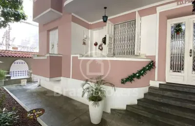 Apartamento tipo casa na tijuca com 3 quartos e 77,00 m²