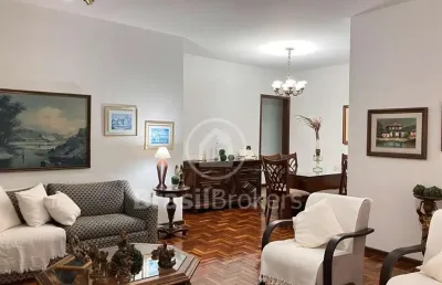 Apartamento amplo com 4 quartos e 2 vagas perto do metro