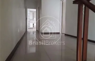 Casa à venda com 265,00m² e 3 quartos em vila isabel, rio de janeiro - rj