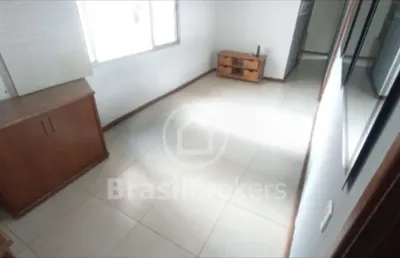 Apartamento de 3 quartos (1 suíte) com 97 m² e vaga de garagem.