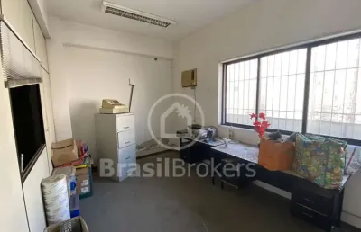 Galpão com 779,00 m² próximo ao guanabara campinho e mercadão de madureira