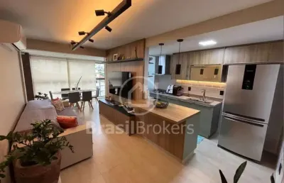 Apartamento à venda com 3 quartos, sendo 1 suíte, 2 varandões, vaga e infra total no condomínio stilo tijuca residence