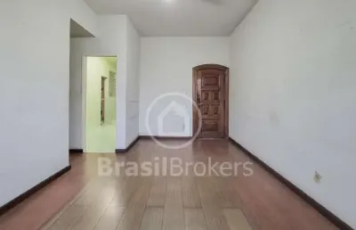 Tijuca 3 quartos - oportunidade para colocar do seu jeito