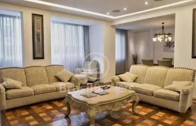 Apartamento porteira fechada á venda com 2 suítes em copacabana.