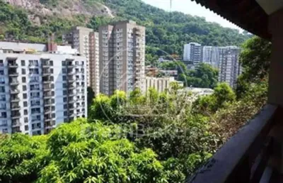 Casa à venda com 404,00m² e 4 quartos em laranjeiras, rio de janeiro - rj