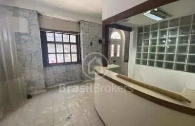Casa à venda com 120,00m² e 3 quartos em humaitá, rio de janeiro - rj