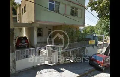 Excelente casa em santa tereza 6 quartos 4 banheiros  2 salas 3 vagas garagem