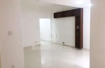 Apartamento à venda com 106,00m² e 3 quartos em copacabana, rio de janeiro - rj