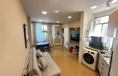 Leblon quarto e sala reformado e porteira fechada aceita airbnb