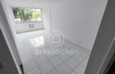 Apartamento à venda com 129,00m² e 2 quartos em taquara, rio de janeiro - rj