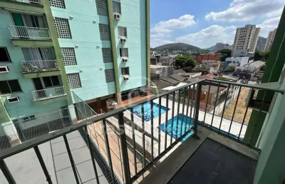 Ótimo apartamento vazio no condomínio no centro da taquara com total infraestrutura.
