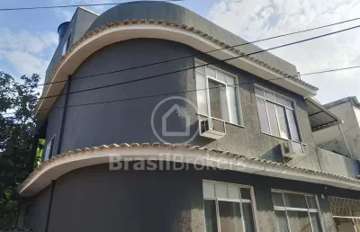 Surpreenda-se com esse imóvel irresistível próximo a comércio