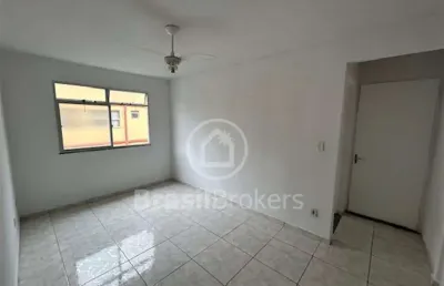 Excelente apartamento no condomínio fechado serra mar no coração da freguesia, localização privilegiada.