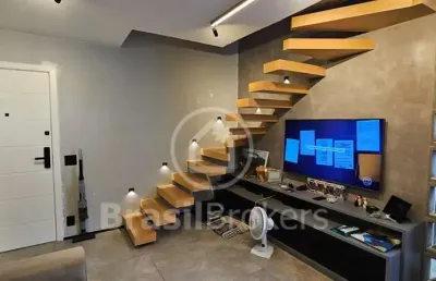 Cobertura duplex à venda com 93,00m² e 2 quartos em freguesia (jacarepaguá), rio de janeiro - rj