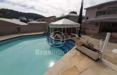 Casa de condomínio à venda com 800,00m² e 5 quartos em taquara, rio de janeiro - rj