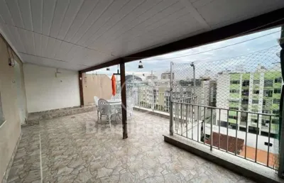Cobertura duplex à venda com 133,00m² e 2 quartos em freguesia (jacarepaguá), rio de janeiro - rj