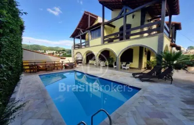 Casa à venda com 351,00m² e 4 quartos em pechincha, rio de janeiro - rj