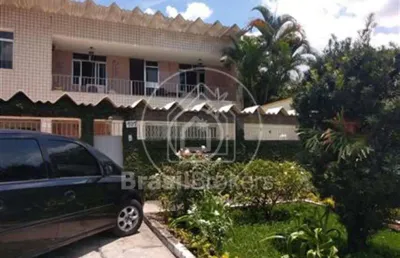 Casa à venda com 376,00m² e 5 quartos em taquara, rio de janeiro - rj