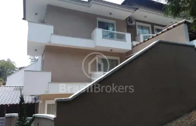 Casa em condomínio com 300,00m² e 3 quartos em freguesia (jacarepaguá)