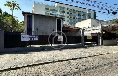 Surpreenda-se com esse imóvel irresistível próximo a comércio
