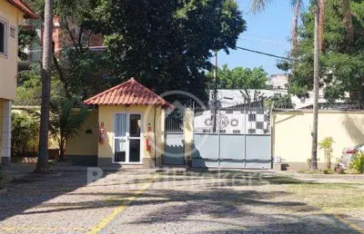Casa em condomínio na taquara pertinho do centro! não perca essa oportunidade!!!