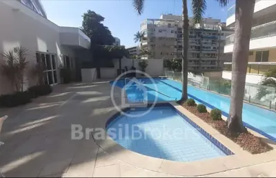 Surpreenda-se com esse imóvel irresistível próximo a comércio