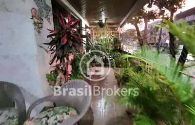 Apartamento 4 quartos/sendo uma suite/elevador/varanda/ 180m