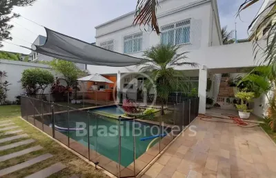 Casa com 4 quartos à venda na Rua Dom Emanuel Gomes, Jardim Guanabara, Rio de Janeiro