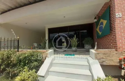 Casa com 211 m2 em parte baixa do jardim guanabara, rio de janeiro - rj