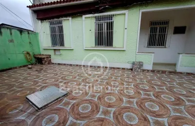 Casa de  3 quartos em rua plana e próxima à clinica da família da combu no cacuia