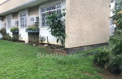 Casa à venda com 197,00m² e 4 quartos em jardim guanabara, rio de janeiro - rj
