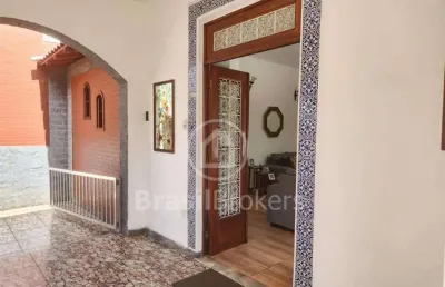 Casa à venda com 122,00m² e 4 quartos em freguesia (ilha do governador), rio de janeiro - rj