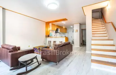Casa a venda triplex 3 quartos, suíte e terraço reformada na portuguesa