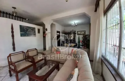 Casa à venda com 250,00m² e 5 quartos em jardim guanabara, rio de janeiro - rj