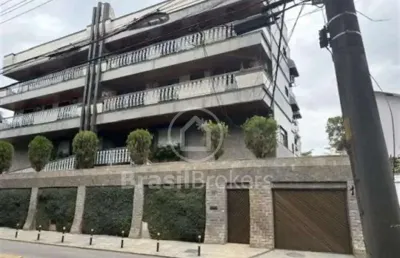 Exclusividade! ampla oportunidade – 166m² – frente livre – 2 vagas – localização privilegiada!