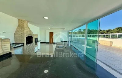 Cobertura de luxo com vista mar área gourmet e piscina