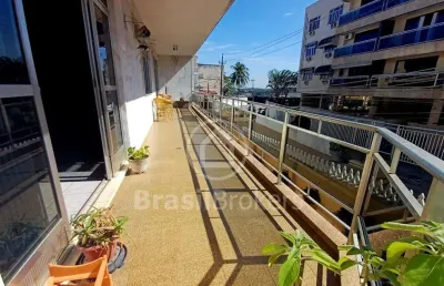 Apartamento de 03 quartos no quebra-coco bem pertinho do iate clube !