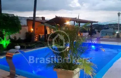 Ótima casa a venda ! hoje sendo usada como casa de festas