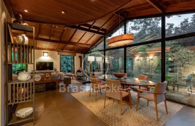 Casa em condomínio fechado à venda com 188,00m² e 3 quartos em araras, petrópolis - rj