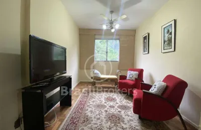Apartamento em andar alto na lagoa! com 3 quartos, vista para a floresta e muito silencioso!