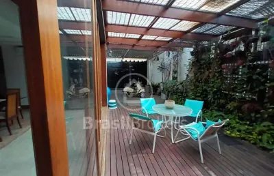 Casa com 4 quartos à venda na Rua Viúva Lacerda, Humaitá, Rio de Janeiro