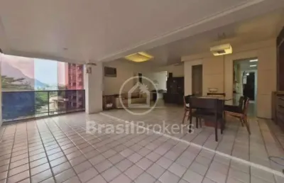Descubra seu paraíso na gávea: apartamento com varandão e 3 quartos com vista espetacular!