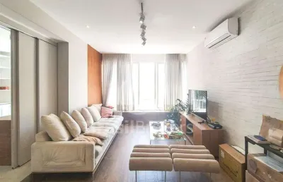 Reformado, claro e silencioso apartamento de 90 m² com vaga !
