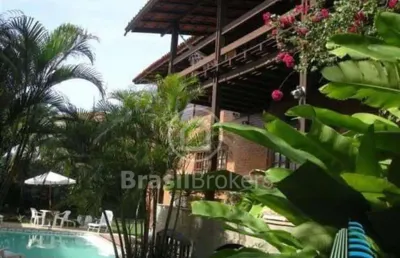 Casa à venda com 500,00m² e 4 quartos em camboinhas, niterói - rj