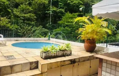 Cobertura à venda com 367,00m² e 5 quartos em lagoa, rio de janeiro - rj