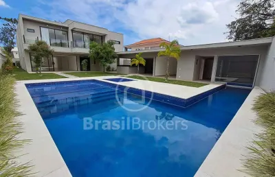 Casa de alto luxo no condomínio novo leblon - 5 suítes